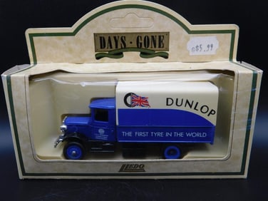 Days Gone Dunlop Delivery Truck Model in Box