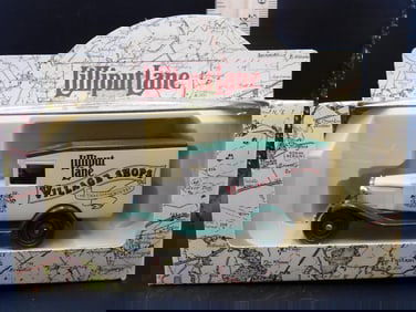 Lilliput Lane Decorative Delivery Van in Original Packaging