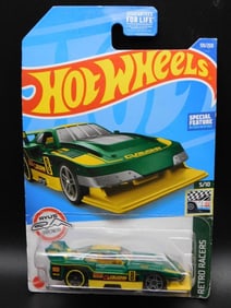 Hot Wheels GT-Scorcher Retro Racers Die-Cast Model