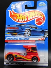 Hot Wheels 1998 First Editions Red Race Car No. 7