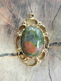 UNAKITE PENDANT ROCK STONE LAPIDARY SPECIMEN