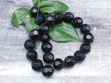 GENUINE STONE BEADS ROCK STONE LAPIDARY SPECIMEN