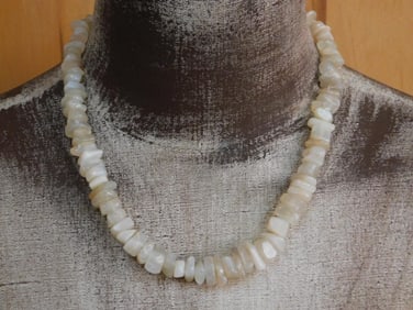 GENUINE STONE NECKLACE ROCK STONE LAPIDARY SPECIMEN