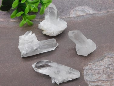 QUARTZ ROCK STONE LAPIDARY SPECIMEN