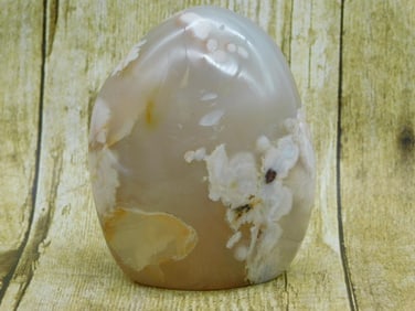 HATMANS FLOWER PETAL AGATE ROCK STONE LAPIDARY SPECIMEN