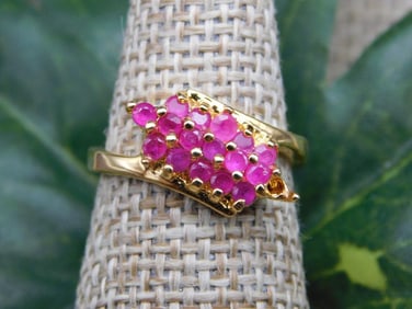 RING ROCK STONE LAPIDARY SPECIMEN