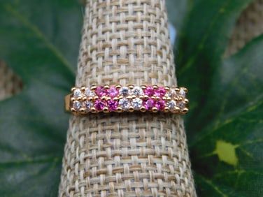 RING ROCK STONE LAPIDARY SPECIMEN