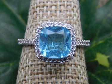 RING ROCK STONE LAPIDARY SPECIMEN