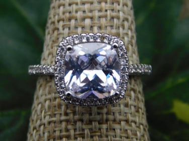 RING ROCK STONE LAPIDARY SPECIMEN