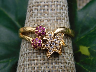 RING ROCK STONE LAPIDARY SPECIMEN