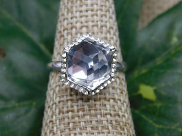 RING ROCK STONE LAPIDARY SPECIMEN