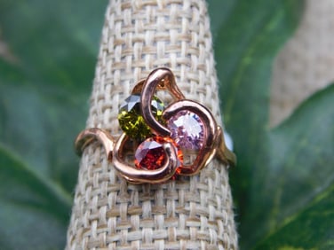 RING ROCK STONE LAPIDARY SPECIMEN