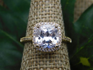 RING ROCK STONE LAPIDARY SPECIMEN