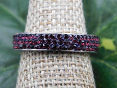 RING ROCK STONE LAPIDARY SPECIMEN