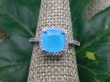 RING ROCK STONE LAPIDARY SPECIMEN