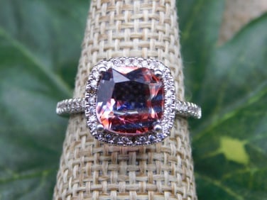 RING ROCK STONE LAPIDARY SPECIMEN