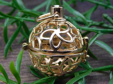 PENDANT ROCK STONE LAPIDARY SPECIMEN