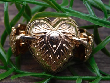 PENDANT ROCK STONE LAPIDARY SPECIMEN