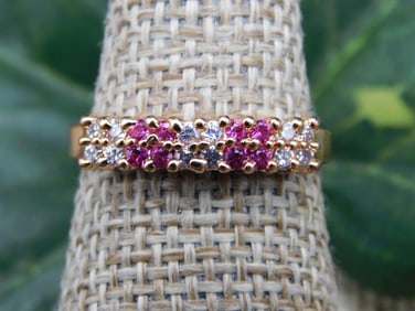 RING ROCK STONE LAPIDARY SPECIMEN