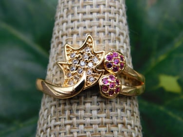 RING ROCK STONE LAPIDARY SPECIMEN