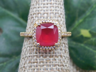 RING ROCK STONE LAPIDARY SPECIMEN