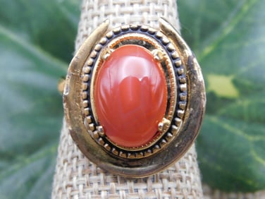 RING ROCK STONE LAPIDARY SPECIMEN