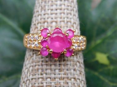 RING ROCK STONE LAPIDARY SPECIMEN