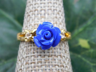 RING ROCK STONE LAPIDARY SPECIMEN