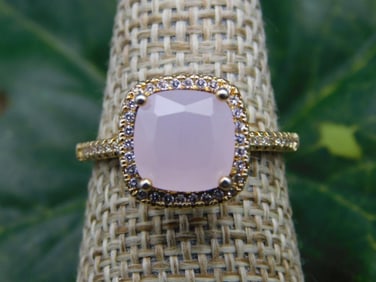 RING ROCK STONE LAPIDARY SPECIMEN