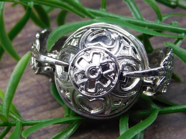 PENDANT ROCK STONE LAPIDARY SPECIMEN