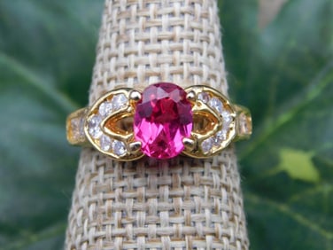 RING ROCK STONE LAPIDARY SPECIMEN