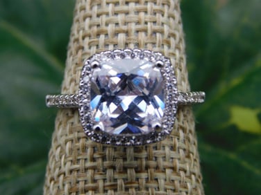 RING ROCK STONE LAPIDARY SPECIMEN