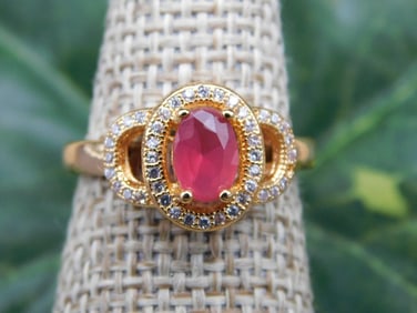 RING ROCK STONE LAPIDARY SPECIMEN