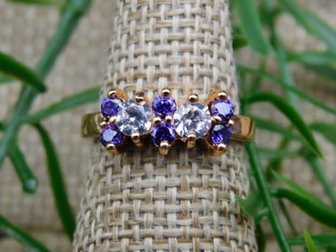 RING ROCK STONE LAPIDARY SPECIMEN