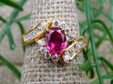 RING ROCK STONE LAPIDARY SPECIMEN