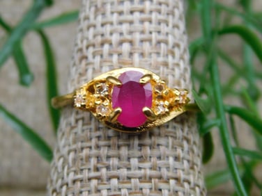 RING ROCK STONE LAPIDARY SPECIMEN