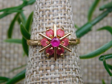 RING ROCK STONE LAPIDARY SPECIMEN