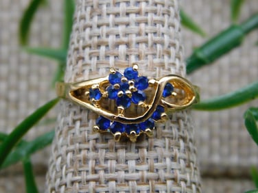 RING ROCK STONE LAPIDARY SPECIMEN