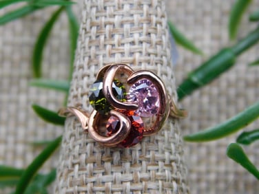 RING ROCK STONE LAPIDARY SPECIMEN