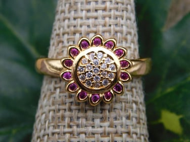 RING ROCK STONE LAPIDARY SPECIMEN