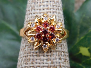 RING ROCK STONE LAPIDARY SPECIMEN