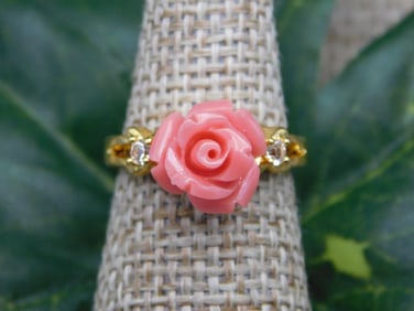 RING ROCK STONE LAPIDARY SPECIMEN