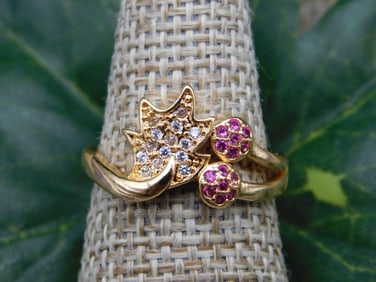 RING ROCK STONE LAPIDARY SPECIMEN