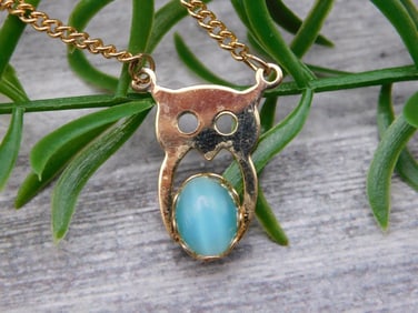 NECKLACE ROCK STONE LAPIDARY SPECIMEN