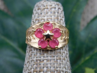 RING ROCK STONE LAPIDARY SPECIMEN