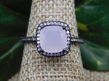 RING ROCK STONE LAPIDARY SPECIMEN