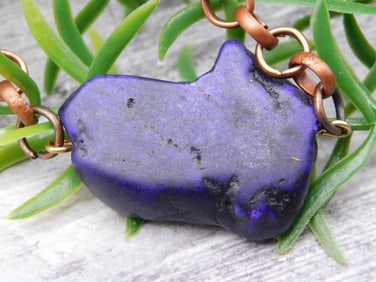 NECKLACE ROCK STONE LAPIDARY SPECIMEN