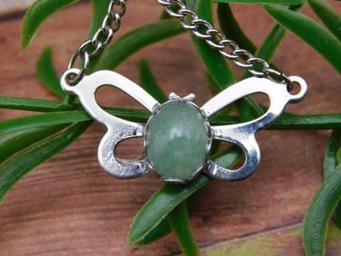 NECKLACE ROCK STONE LAPIDARY SPECIMEN