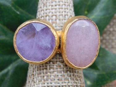 RING ROCK STONE LAPIDARY SPECIMEN