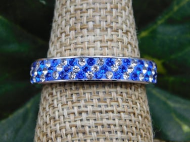 RING ROCK STONE LAPIDARY SPECIMEN